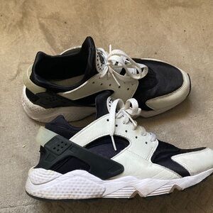 Nike Dark Gray Sneakers